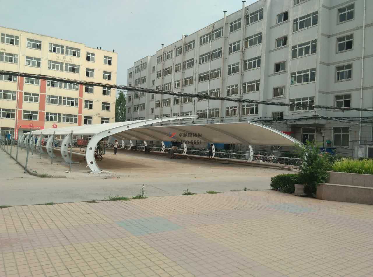 呼倫貝爾膜結(jié)構(gòu)車棚【呼倫貝爾城市建設(shè)投資（集團）有限責任公司等】設(shè)計施工案例